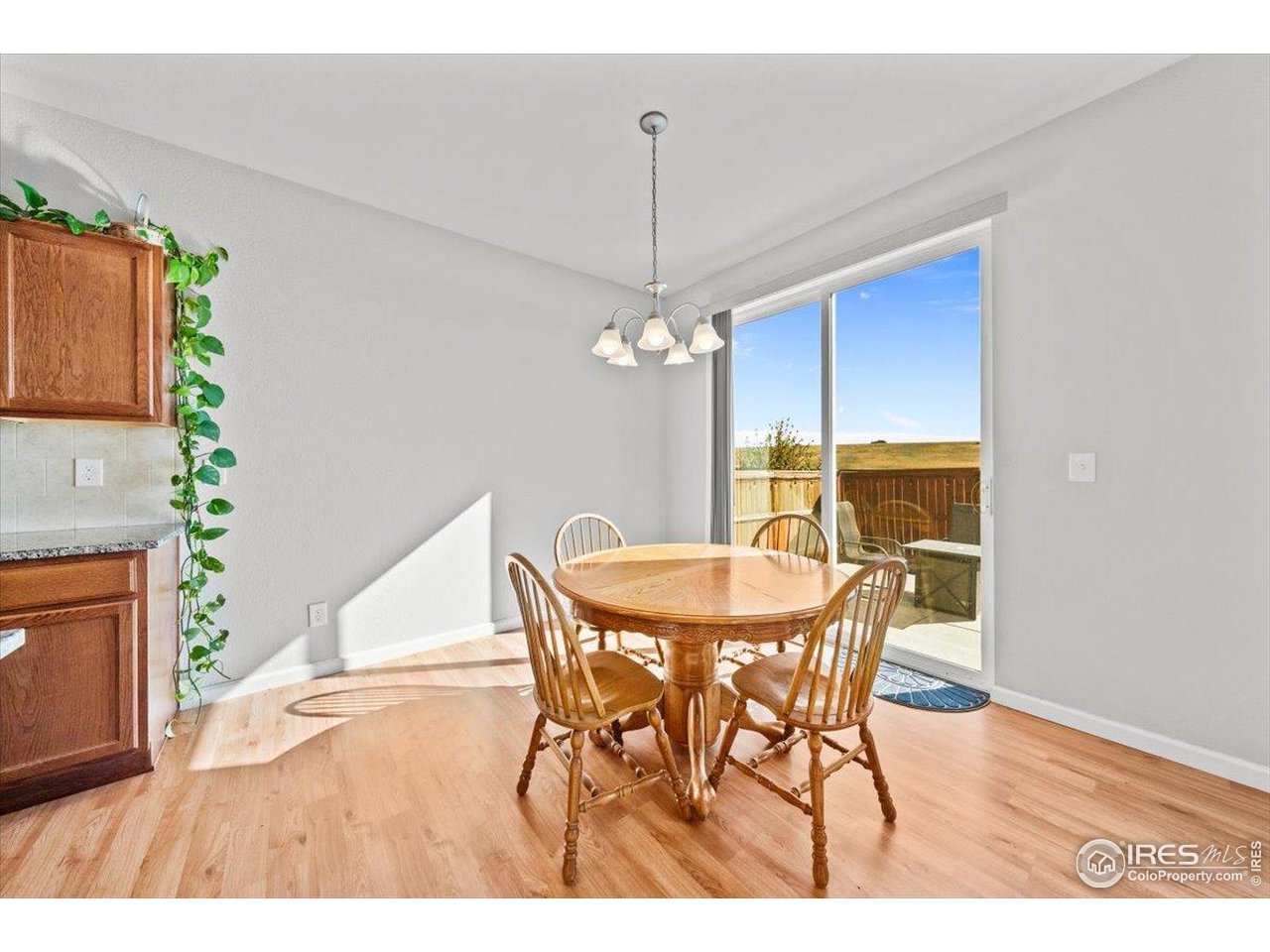 513 Grand Market Ave