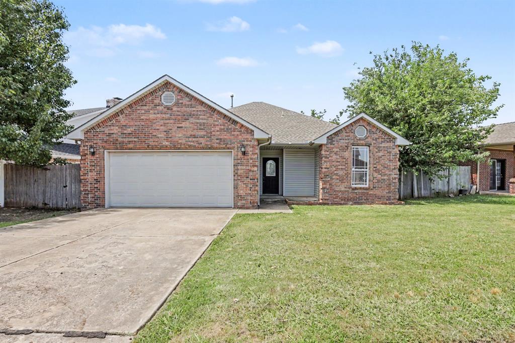 This beautiful home has a large living room with a connected dining area and laminate wood flooring.  Open concept into the spacious kitchen.  Freshly painted inside.  Has an In-Law floor plan. Master bath has a double vanity and jetted tub. Laundry room. Fenced yard with a patio. 'This home is located in the Regency Park Addition near schools, shopping and easy access to I-35. Moore Schools.
