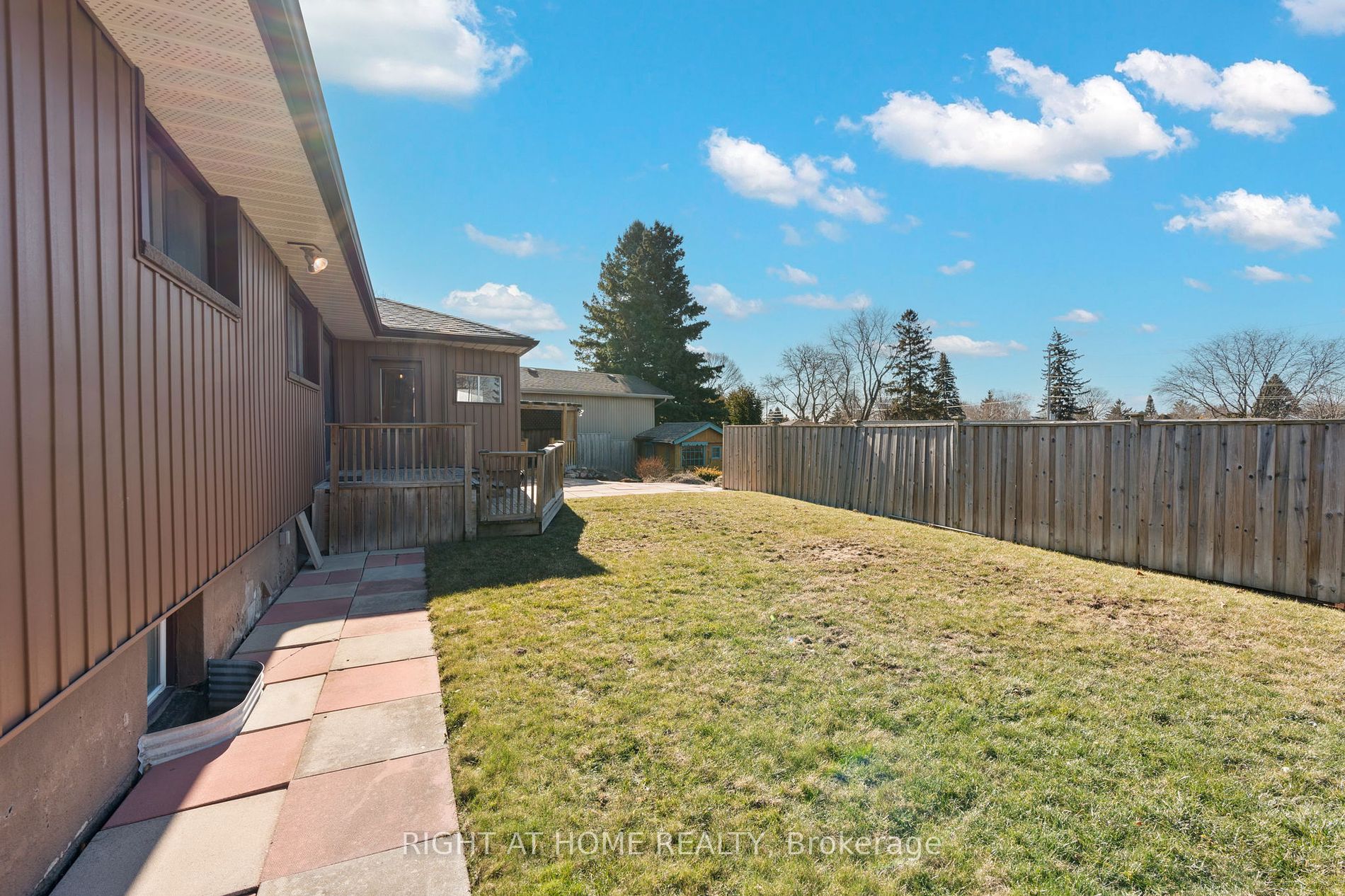 124 Norwood Crt