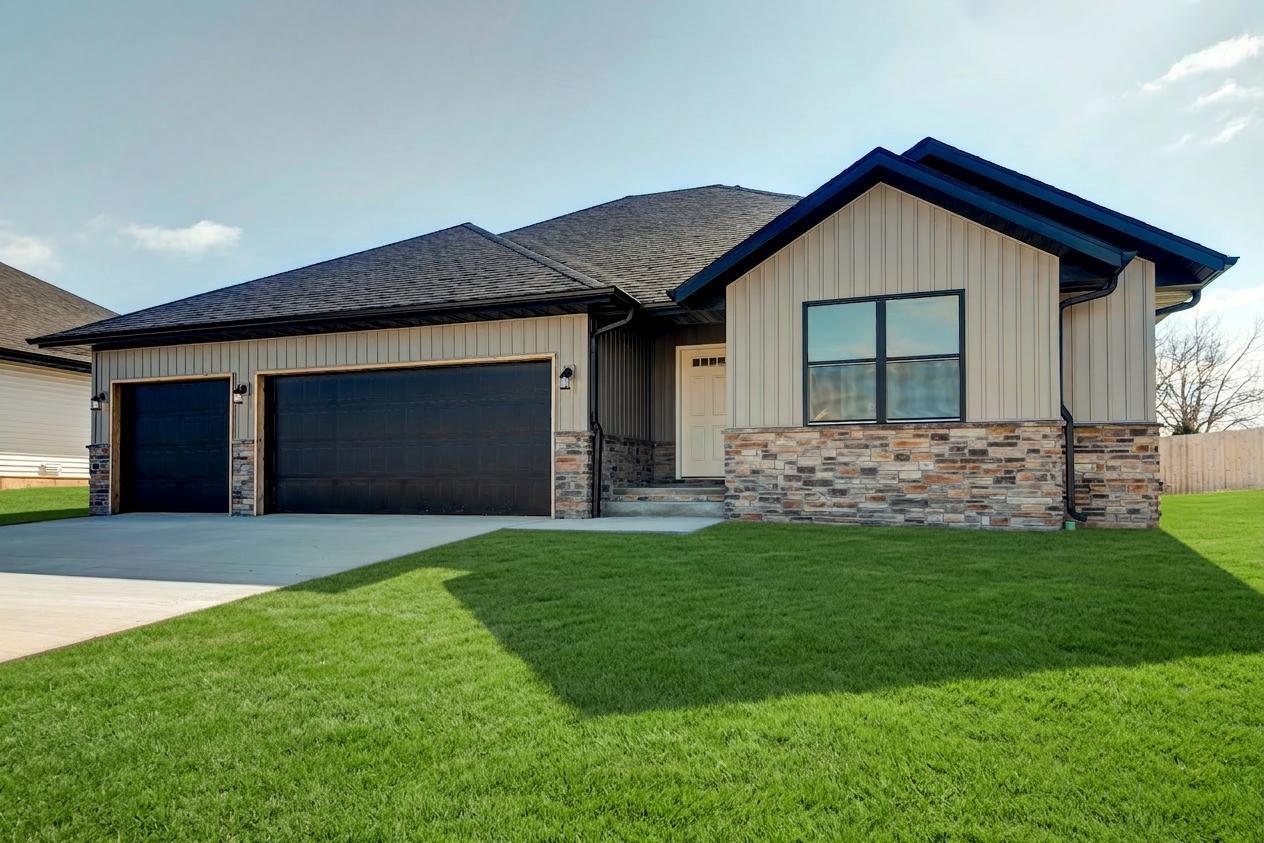 894 E Virginia Lane Lot 172