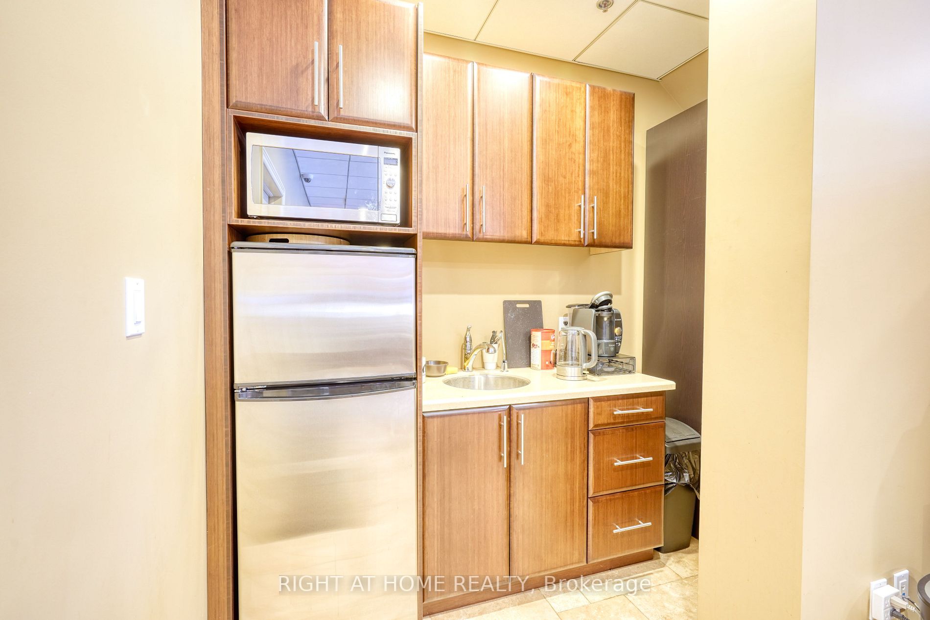 125 Don Hillock Dr 14