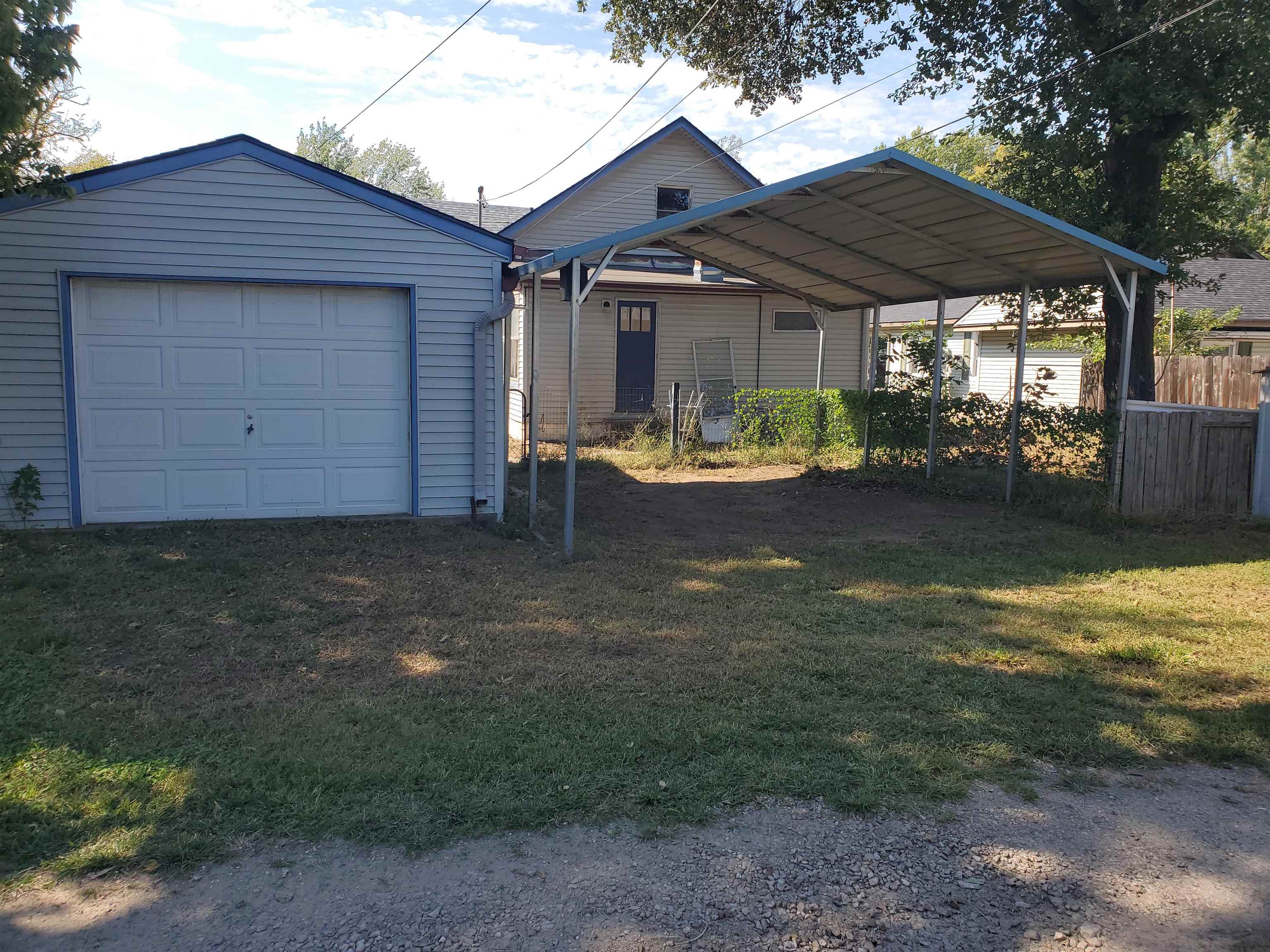 1112 N 4th