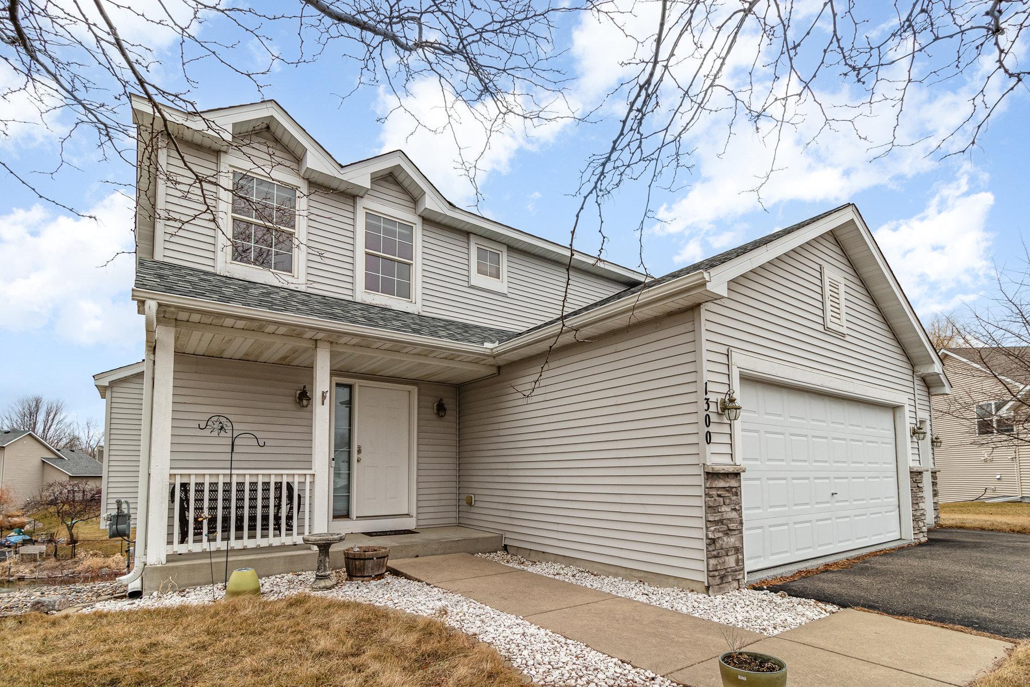 Residential For Sale in Mayer, Minnesota, 6486830