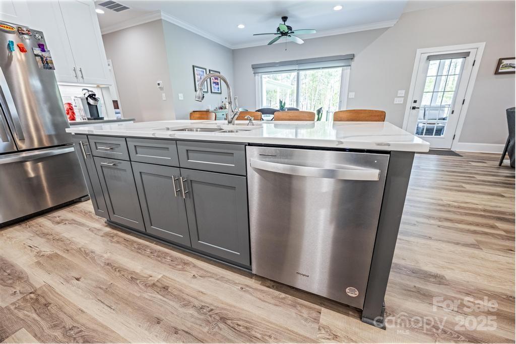 4594 N Wynswept Drive
