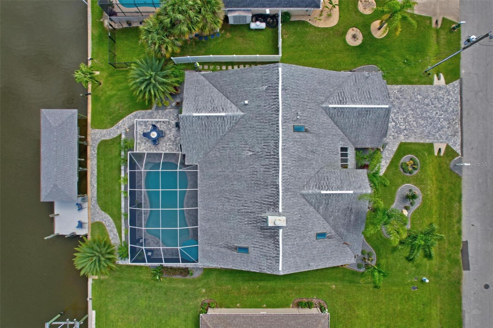 6 Colony Court