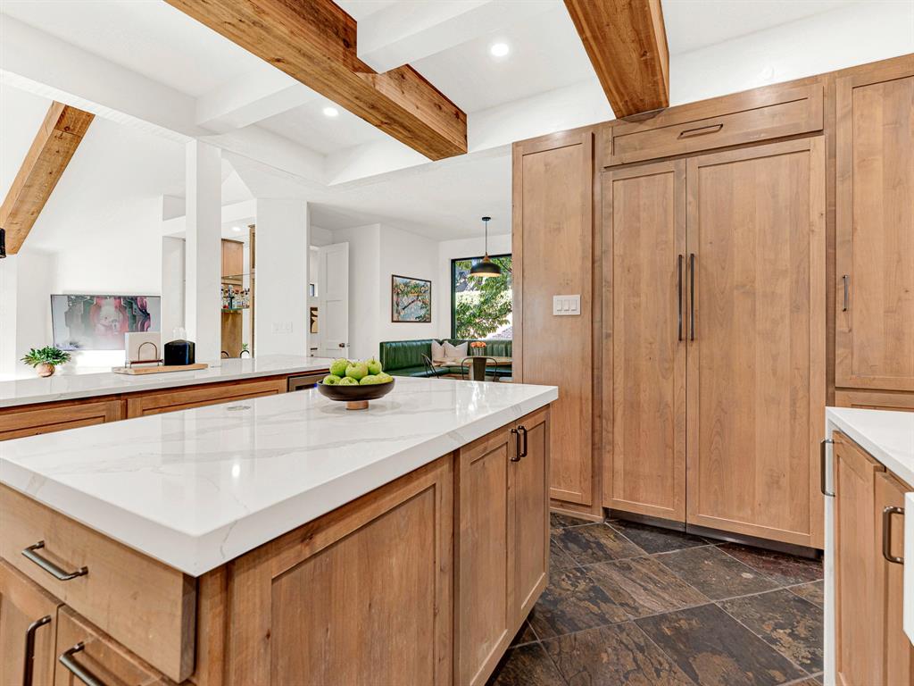 5317 Catamaran Drive