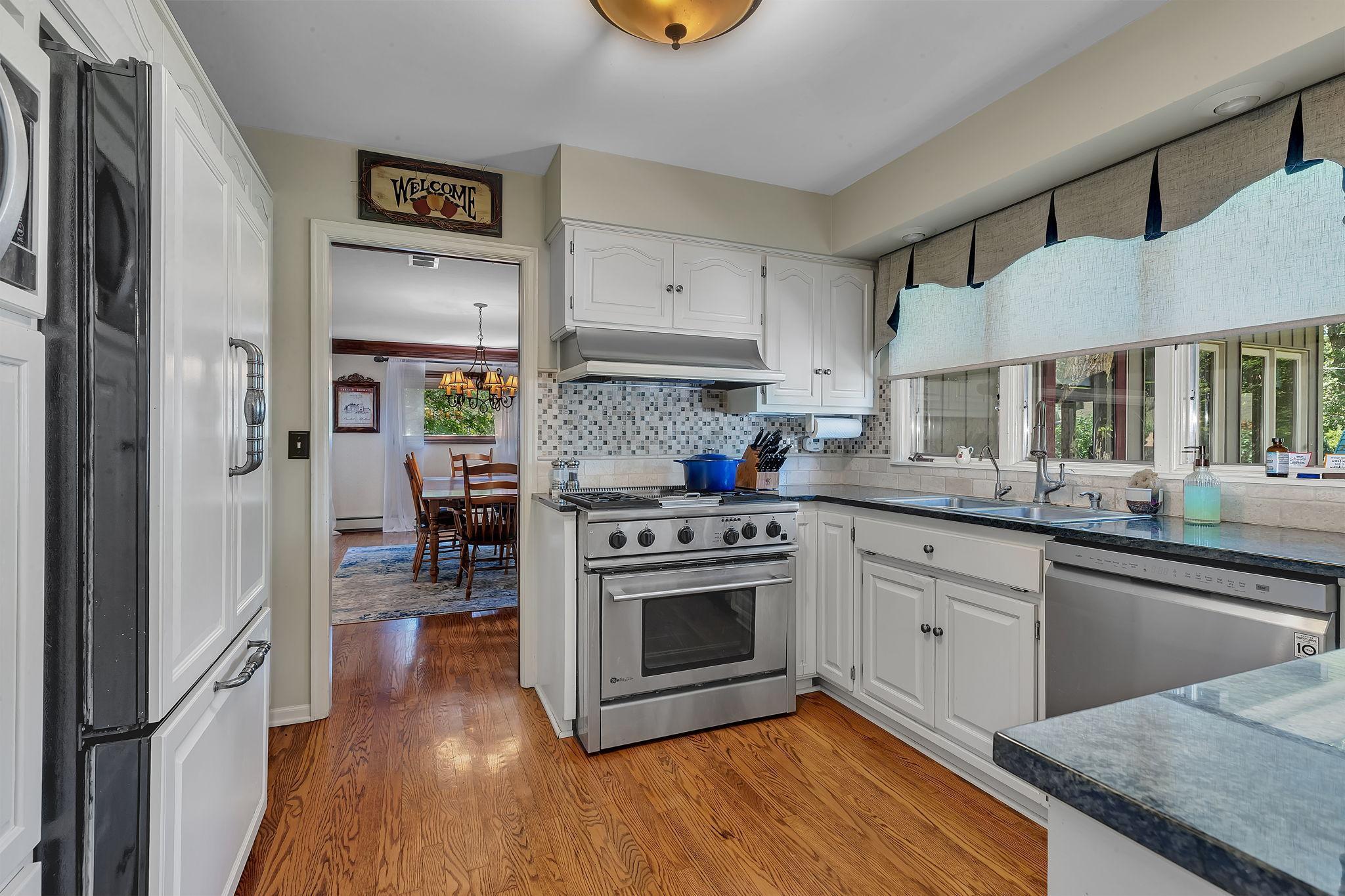 2021 Hillcrest Drive