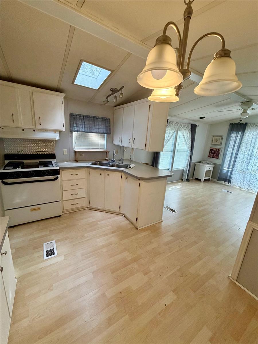 3000 Clarcona Road 605