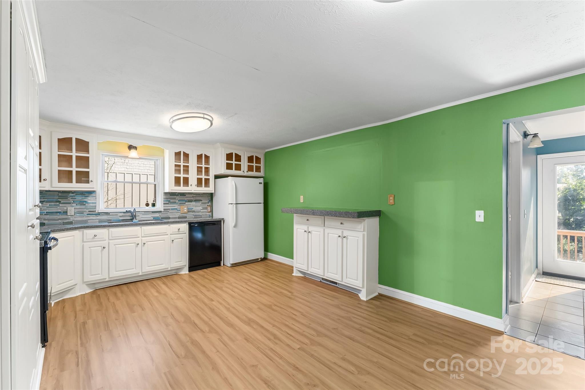 107 Burkemont Avenue