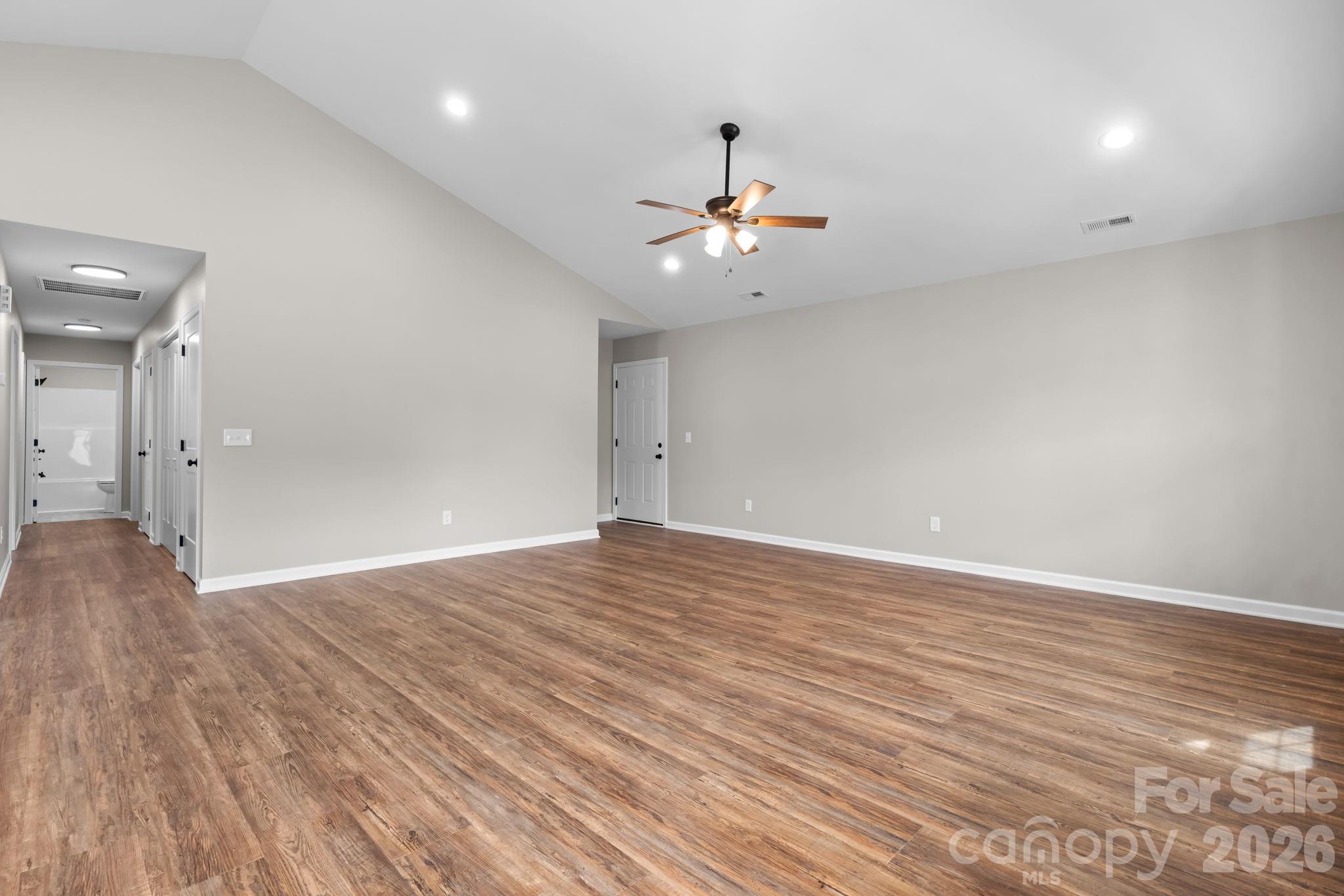 128 Buck Shoals Circle