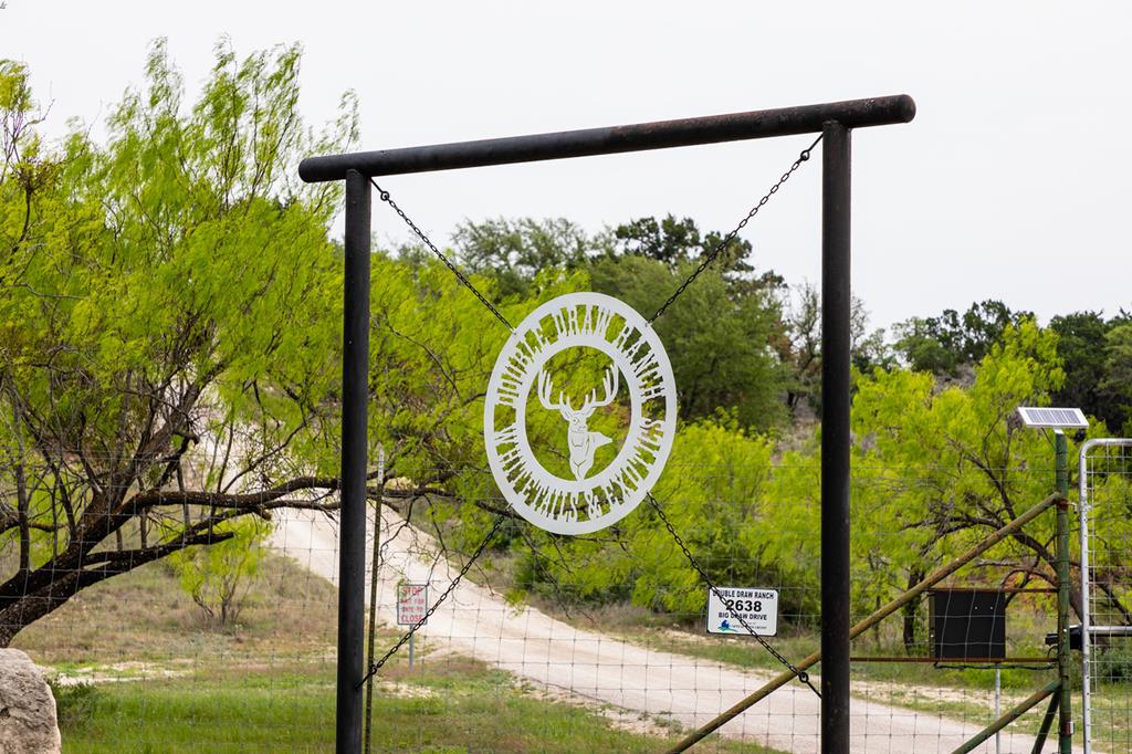 101 NE Big Draw Drive