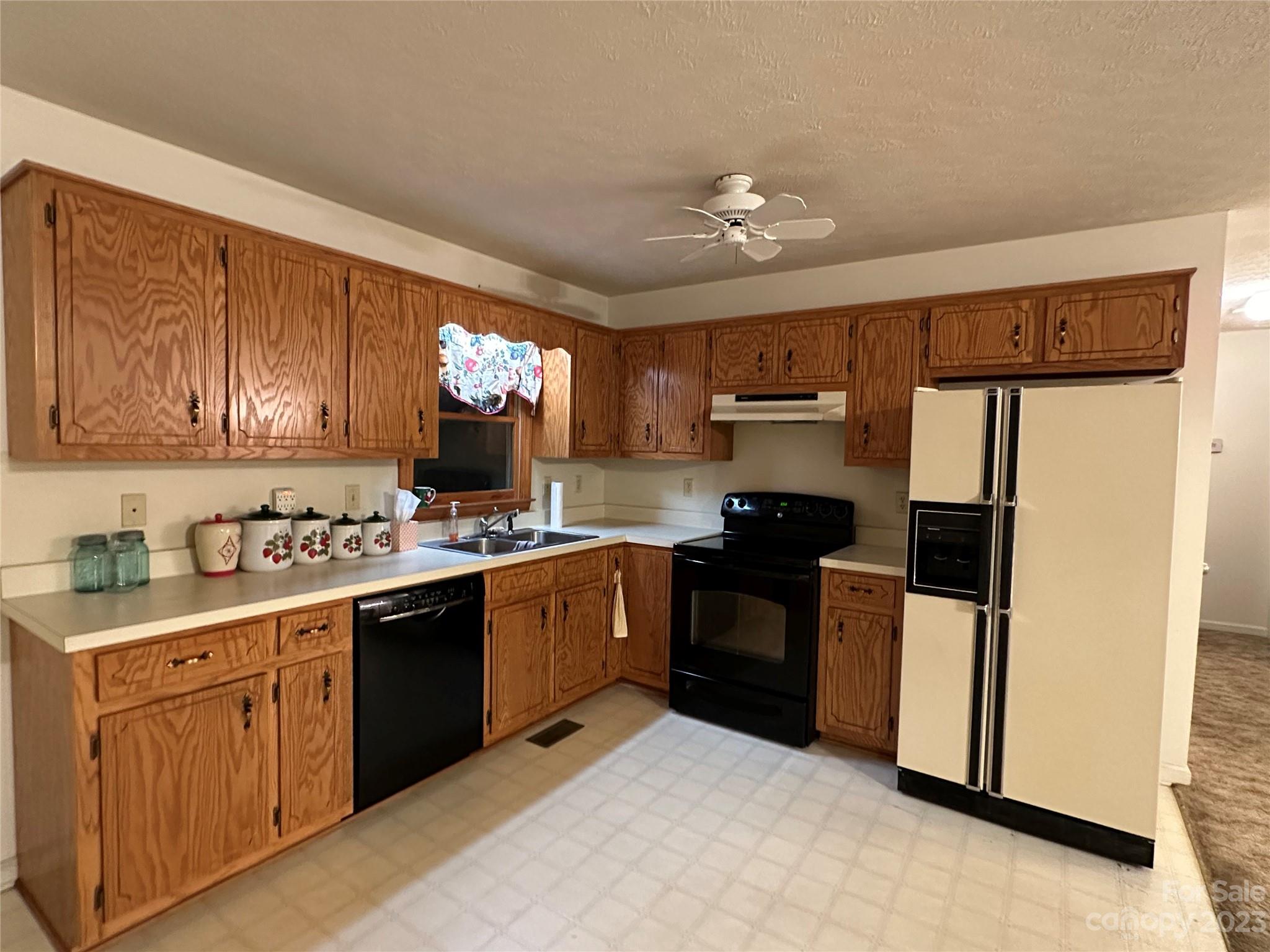 1305 Hibriten Drive