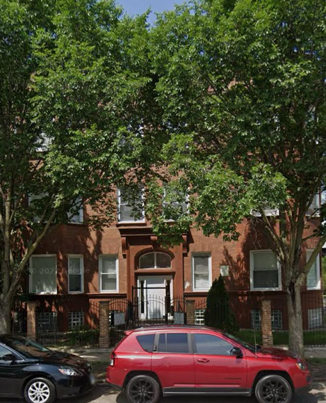 This stunning 6-unit property situated in Washington park, completely renovated in 2014 is an investors dream. With 4 units occupied by CHA voucher holders and 2 vacant units makes this property stable and easy to show. This property houses 3 three-bedroom units and 3 three bedrooms + dens.