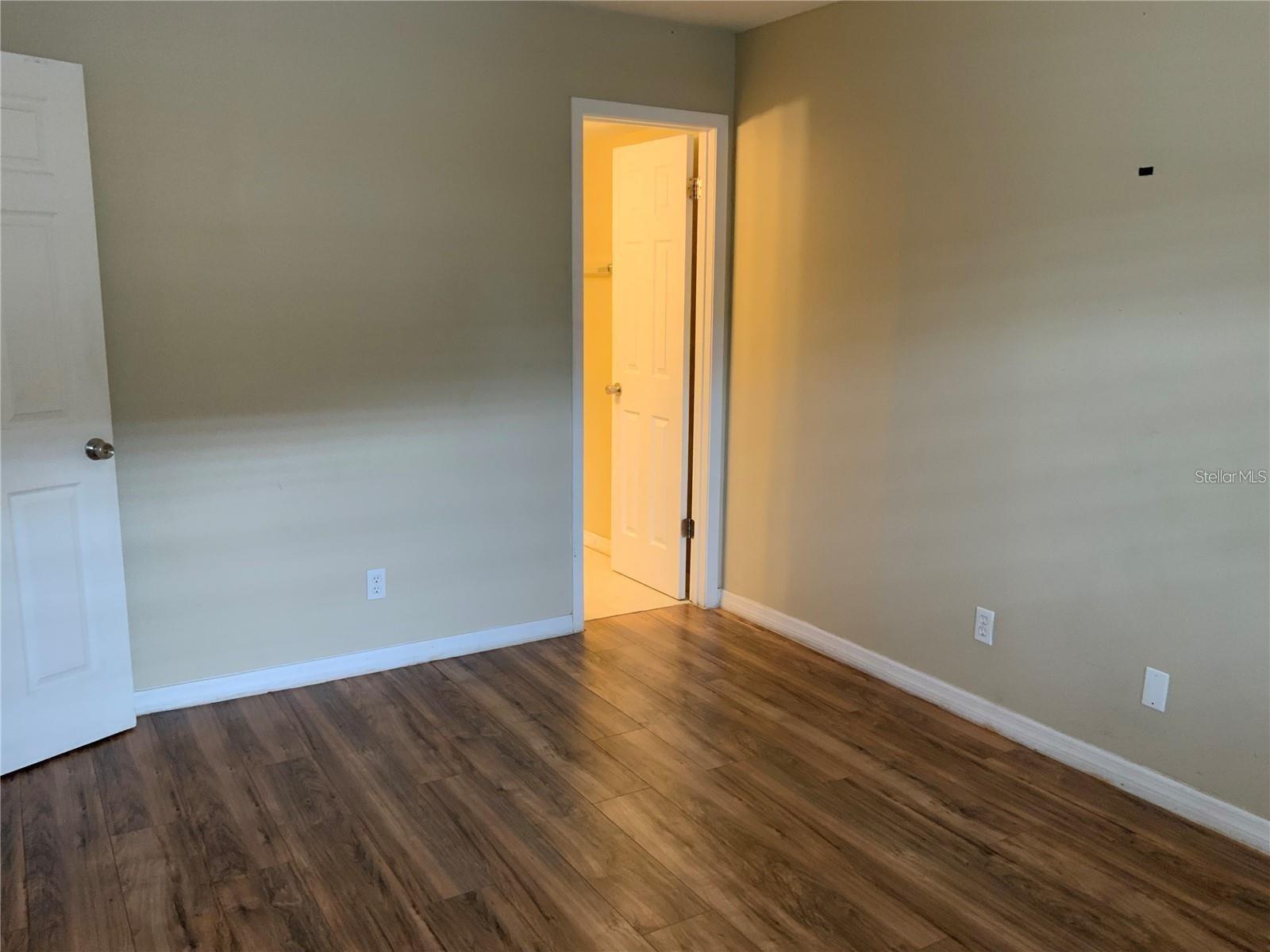 233 Red Maple Place 233