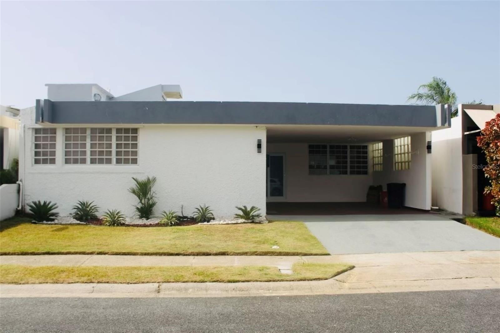 Calle 3 N29 Urb. Villa Venecia, Carolina, Puerto Rico, 00983 - MLS#  PR9106475 - Homes of Hernando, image size:1600x1066