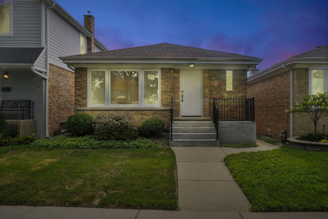 Welcome to this beautiful Edison Park Neighborhood home, fully renovated with modern updates. It has 3 bedrooms on the main level, a 4th bedroom on the lower level and 2.5 bathrooms. This house has been extensively updated with new flooring, new stainless steel appliances, new washer and dryer, freshly painted and so much more.  Each bathroom is complete with a signature design. Owner added a mud room for all your winter coats, backpacks, bike, shoes, helmets and more. There are adequate amounts of lighting all through the house that can be personalized to your preference. Exterior upgrades include brand new sidings and a brand new front porch. Location is just minutes away from retail shops, grocery stores and two Metra Stations (Edison park and Park Ridge). Move in ready, put this house on your must see list.
