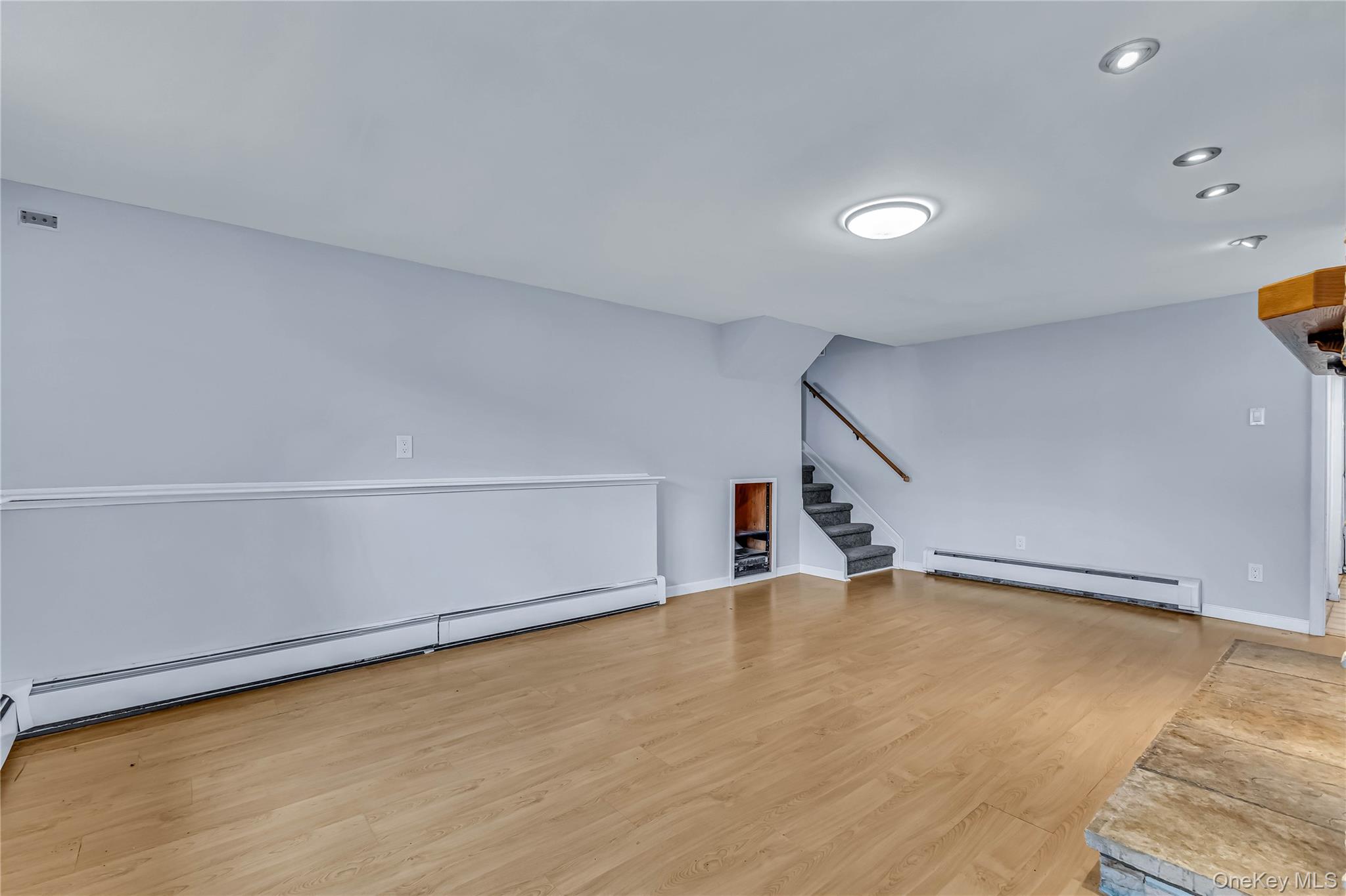38 Saddle Lane