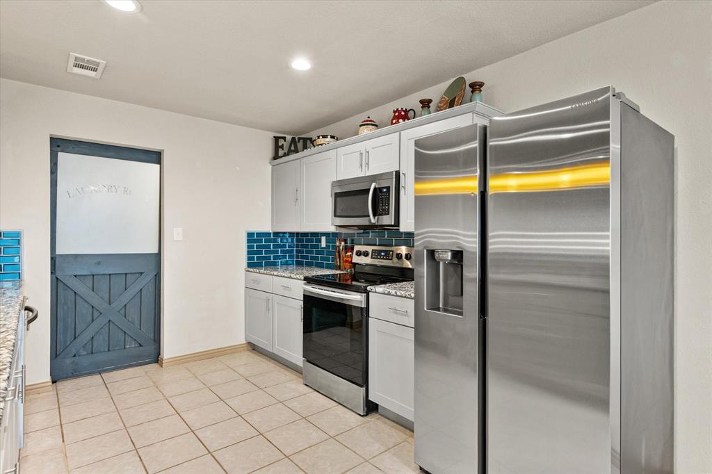 1708 Country Crest Lane