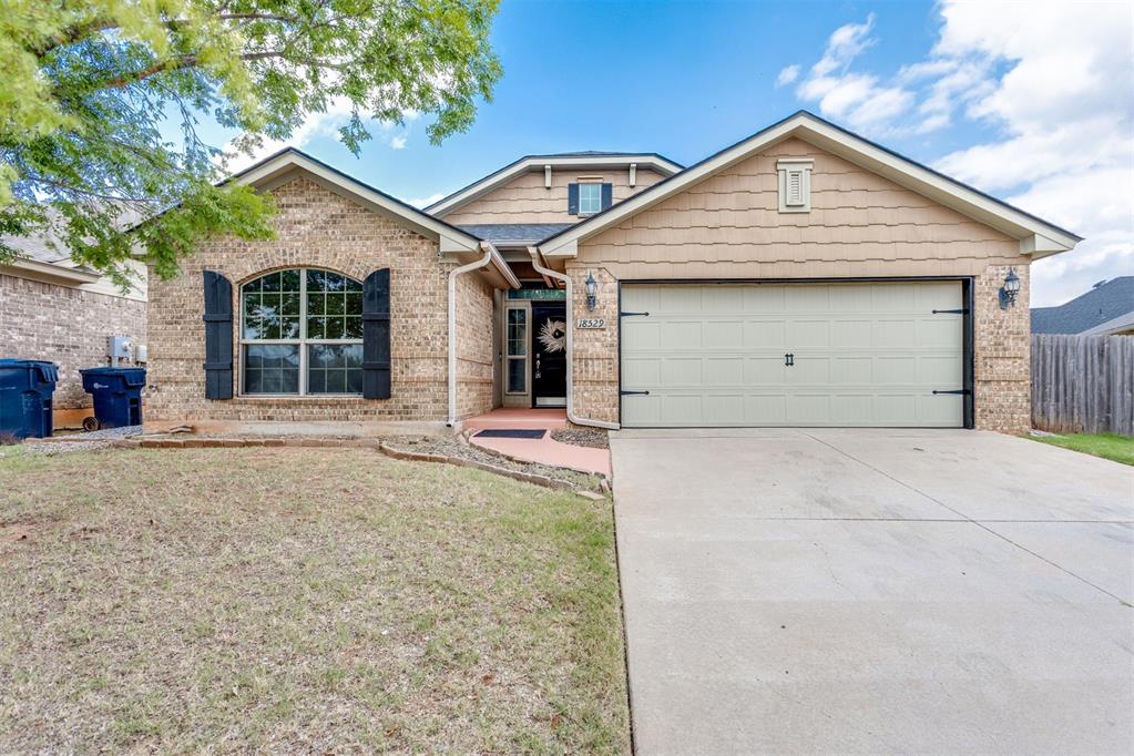 Welcome to your perfect family home in the highly desirable Valencia II community! This beautifully maintained, move-in ready property offers everything you’ve been looking for—comfort, convenience, and space.
Boasting 1,817 square feet, this home features 3 spacious bedrooms, 2 full bathrooms, and a 2-car garage, providing plenty of room for the whole family.
Enjoy quick access to SH-74, making commuting a breeze. You’re just minutes from Groove Valley Elementary, with all schools located conveniently nearby. Plus, you're close to Quail Springs Mall, top-rated restaurants, grocery stores, urgent care centers, veterinary clinics, shopping, and so much more!
Step inside to fresh interior paint throughout, giving the home a clean, modern feel. The open-concept design creates a seamless flow between the living room, kitchen, and dining area—perfect for everyday living and entertaining alike. Need a quiet place to work or a dedicated play area? The separate study is ideal for a home office, playroom, or flex space tailored to your needs. The spacious backyard features a covered porch, offering the perfect spot to relax, host guests, or let the kids play. Located in a vibrant, family-oriented neighborhood with fantastic community amenities, including a large park, splash pad, playground, soccer and t-ball fields, and scenic walking trails—perfect for outdoor fun with family, friends, and pets.
Homes with this kind of space, location, and community access are rare. Don’t miss your chance to make it yours!
*Listing agent is related to broker.*