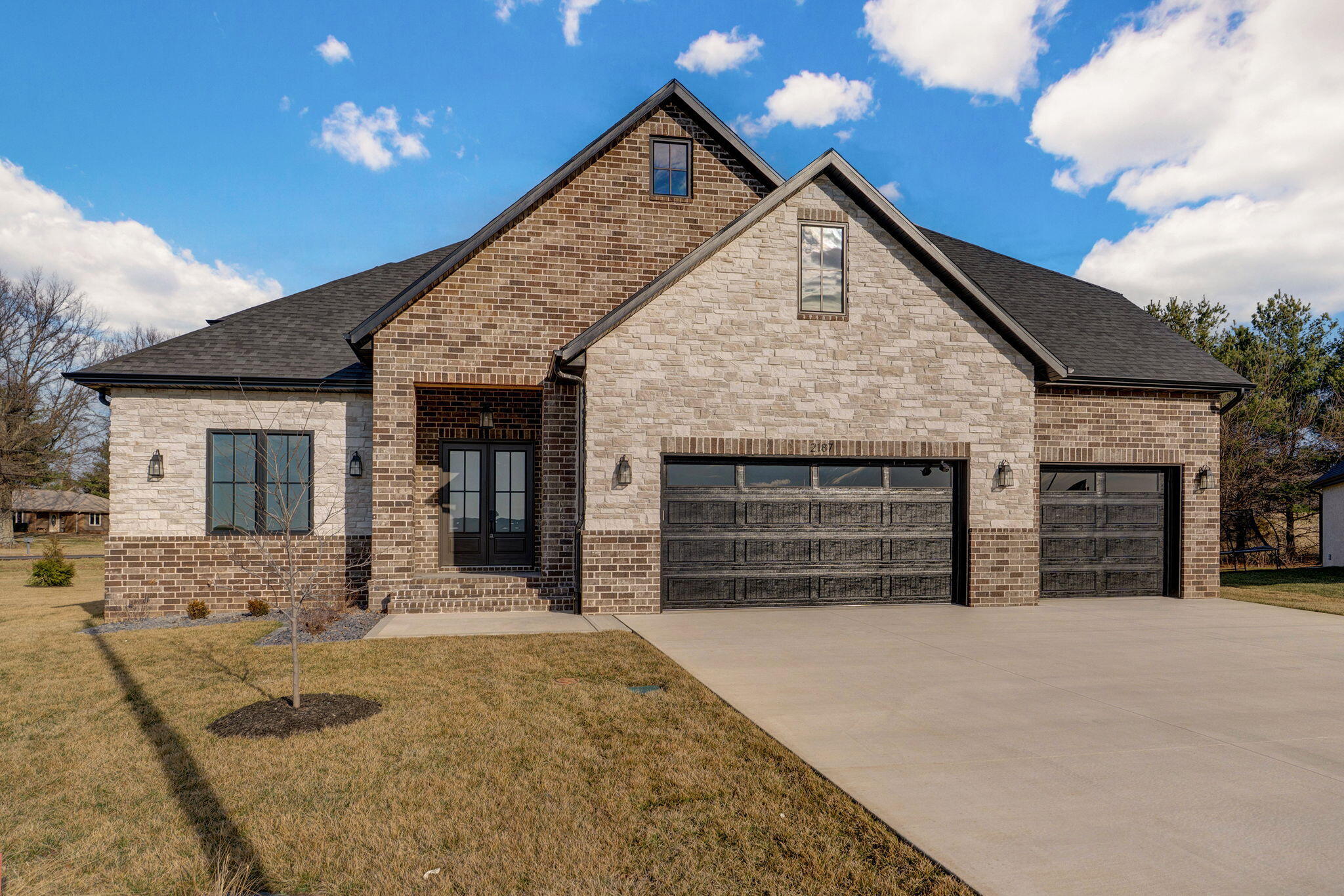 2187 N Silver Charm Avenue