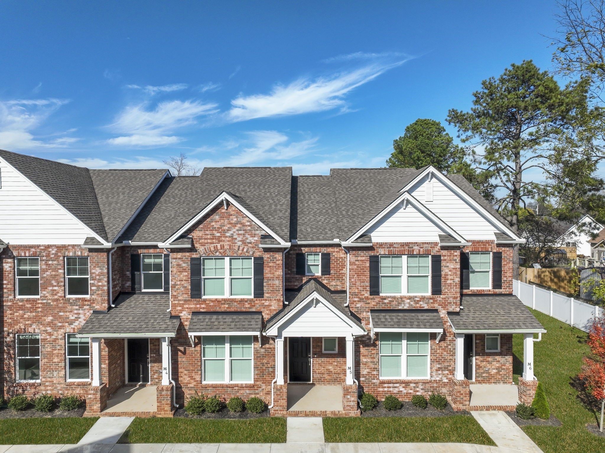 2900 Suzanne Landon Dr I1 — sold