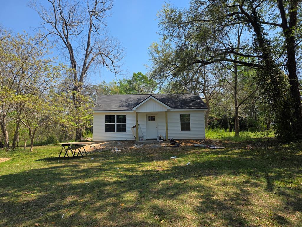 Brand new home for 2026. Great starter home or great for someone needing to downsize. Luxury vinyl plank floor throughout, kitchen with stainless steel appliances with white shaker cabinets in an open floor plan. Ask about no-money-down home loans.