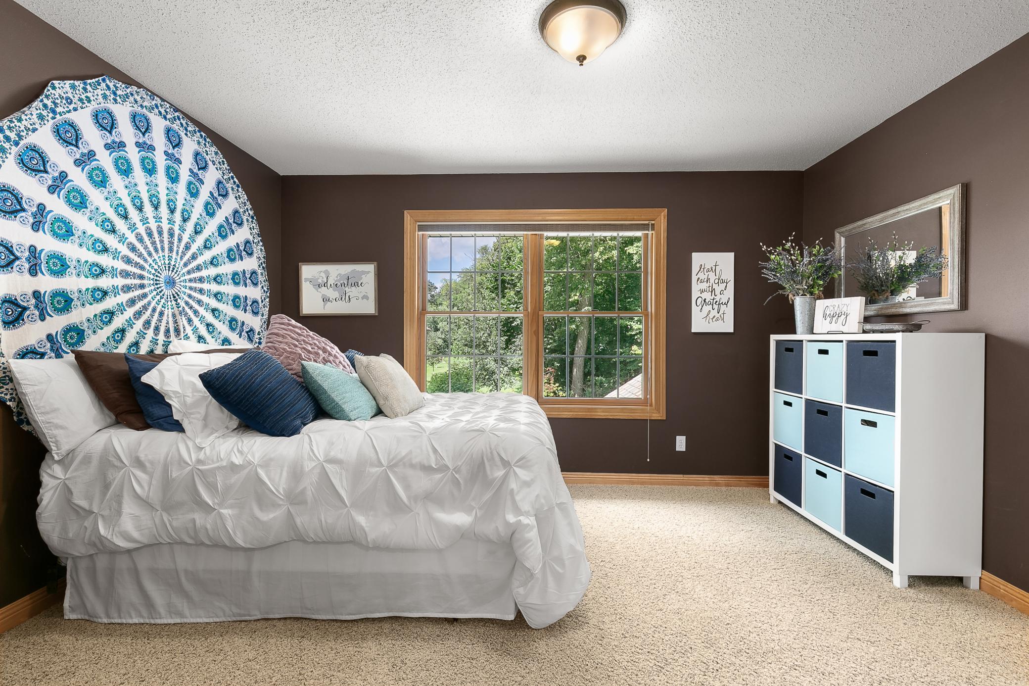 1301 Pondview Lane