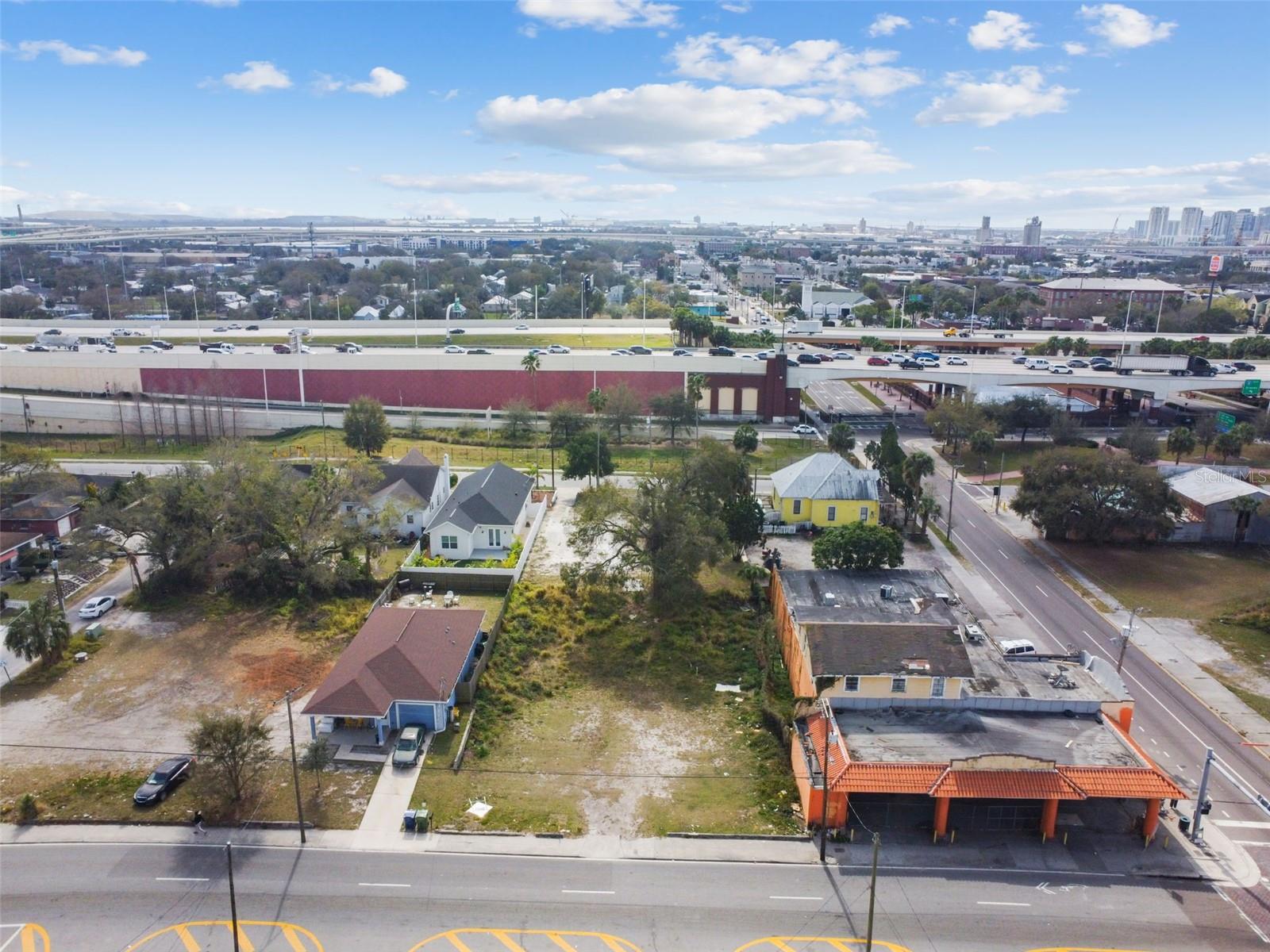 2213 E Columbus Drive