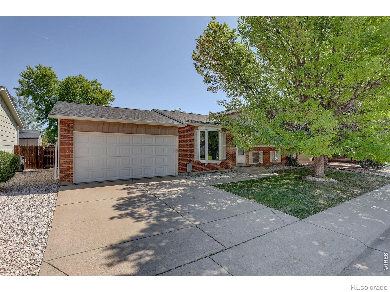 Welcome to this multi-level home featuring numerous updates. The property includes a functional floor plan with multiple living spaces. Spacious fenced-in backyard and only a few minutes to the newly renovated Grange Creek Park. Main Floor features a spacious living room with a large picture window overlooking the front yard. Nice-sized kitchen that overlooks the cozy, inviting family room, complete with a fireplace. Freshly painted throughout, including all-new carpeting and much more. Located in a very desirable area with easy access to shopping and downtown, offering convenience for your daily needs.