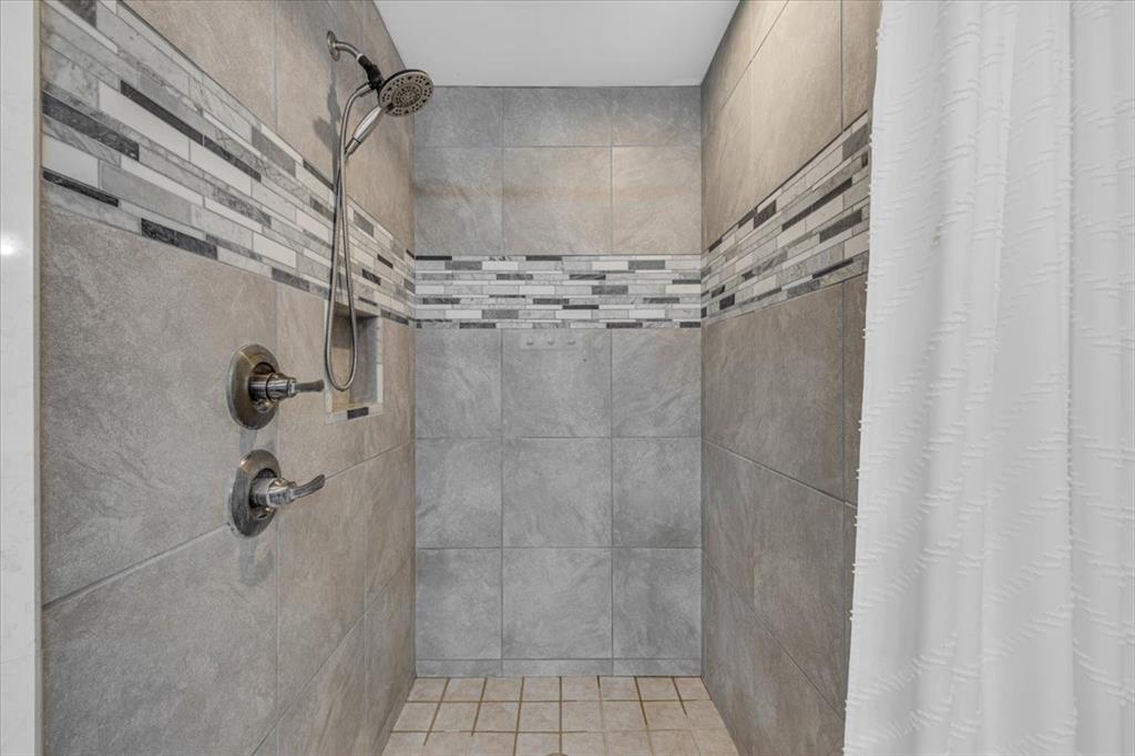 1106 Scenic Drive