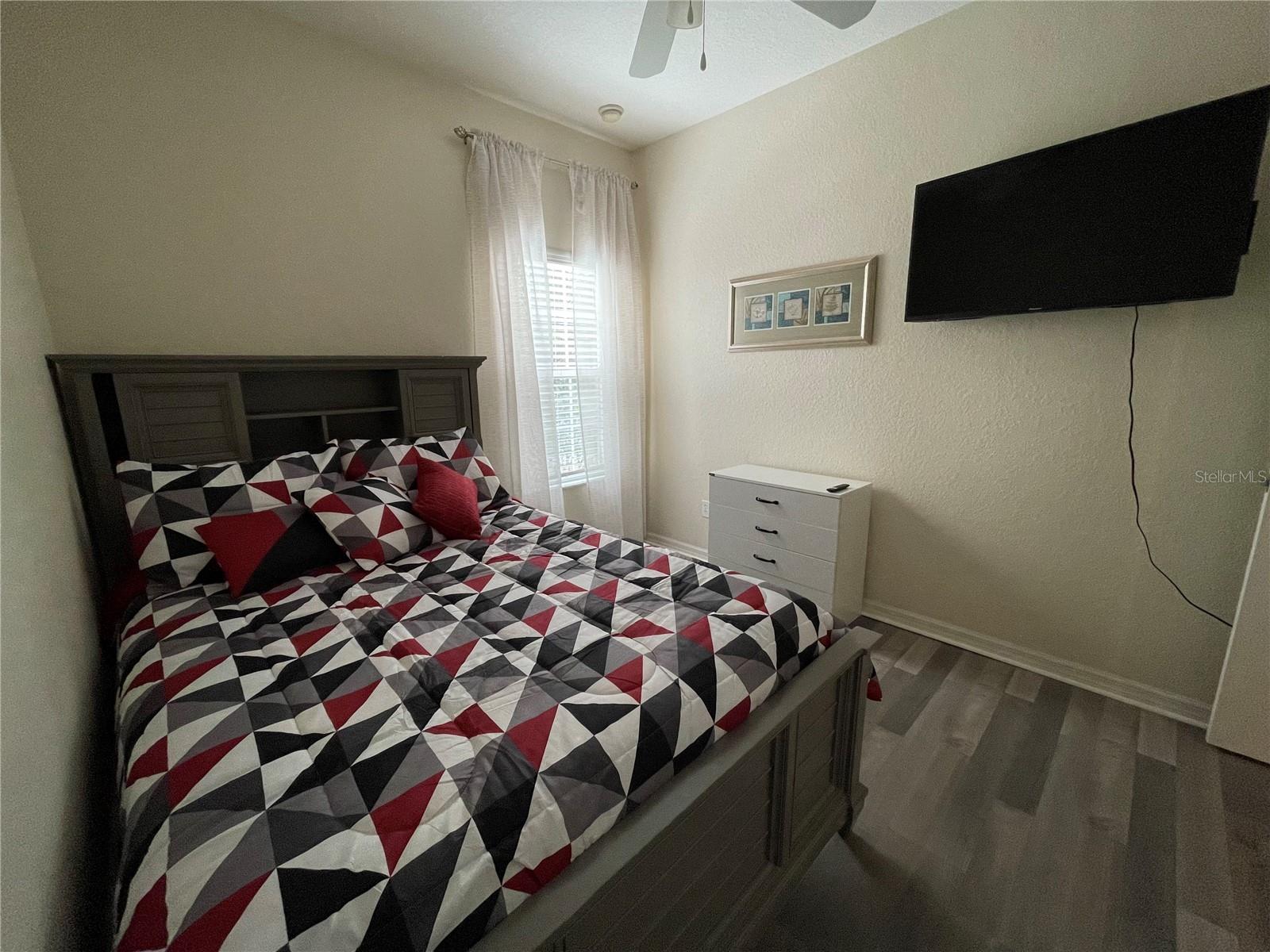 2432 Caravelle Circle