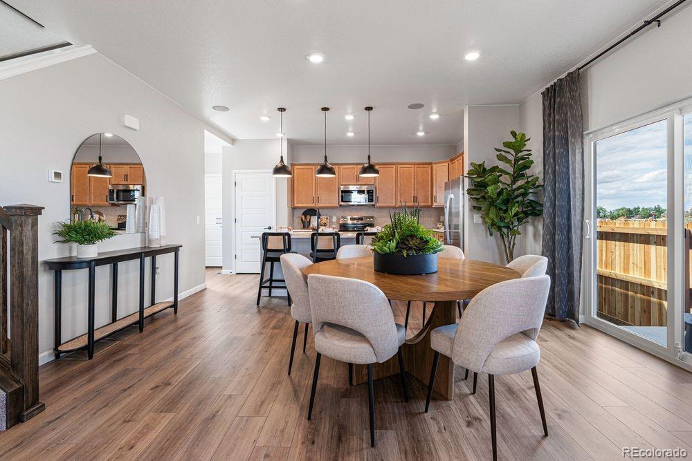 2038 Wagon Wheel Aly