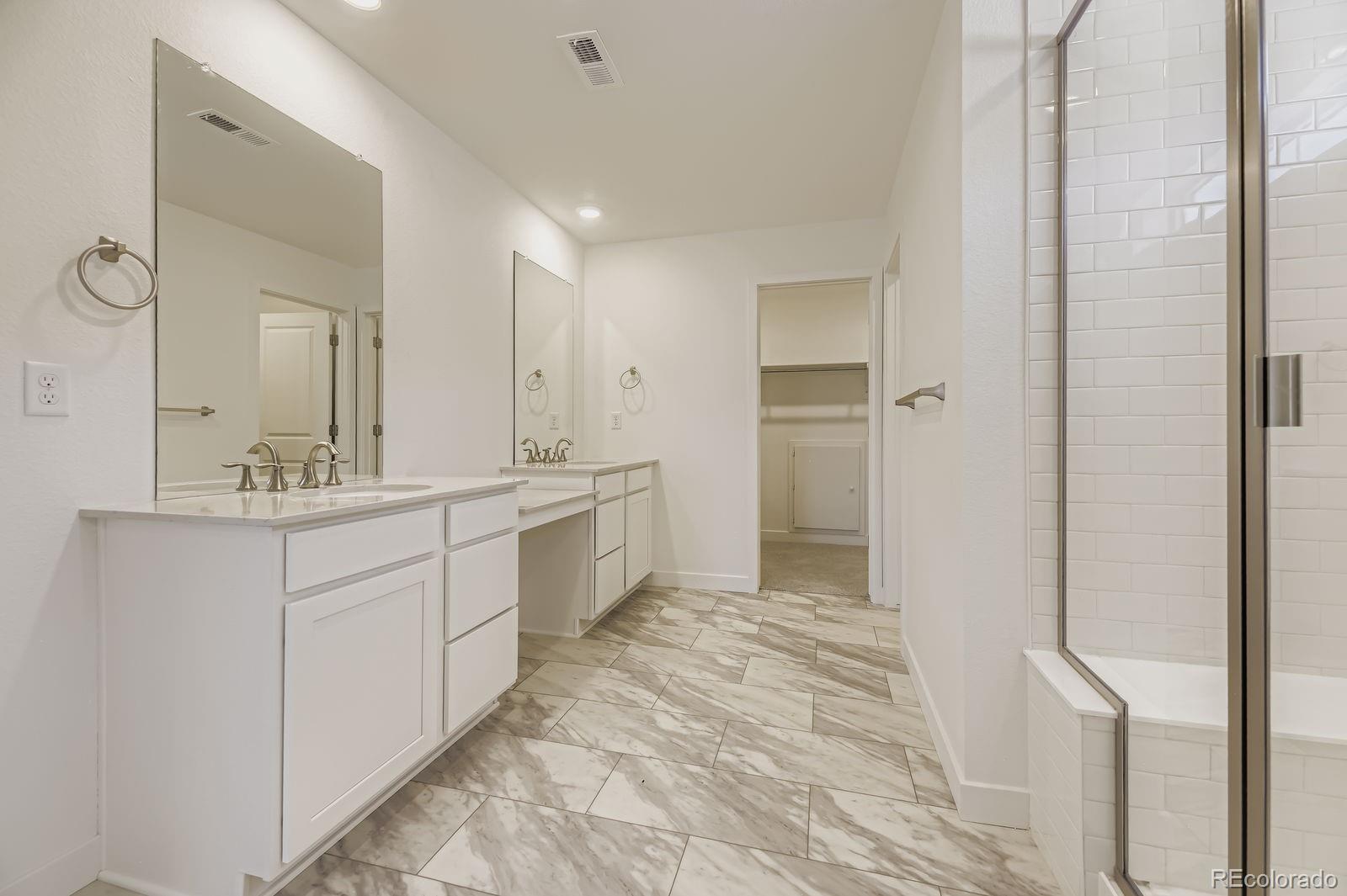 12780 W Glasgow Place