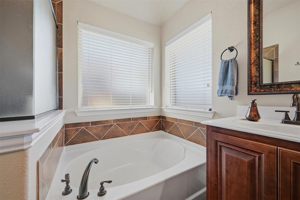 4612 Liberty Hill Trail