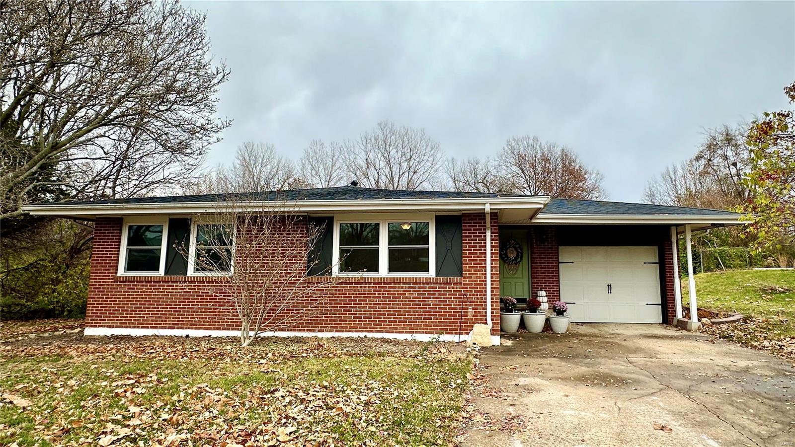 17 Hillcrest Drive Prestige Realty