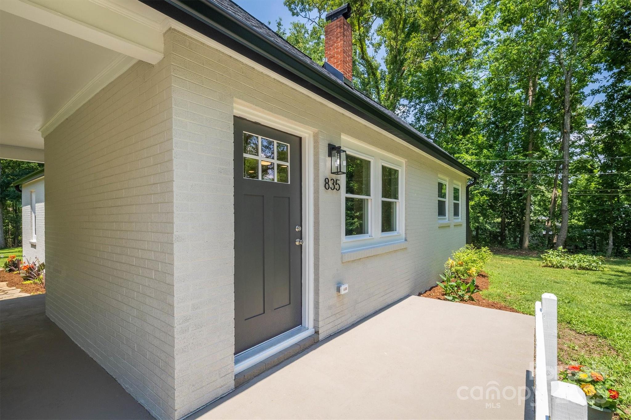 835 Vine Arden Road