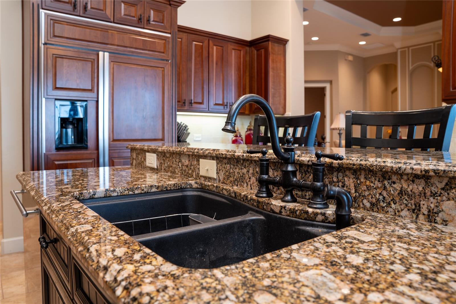 14616 Avenue Of The Rushes