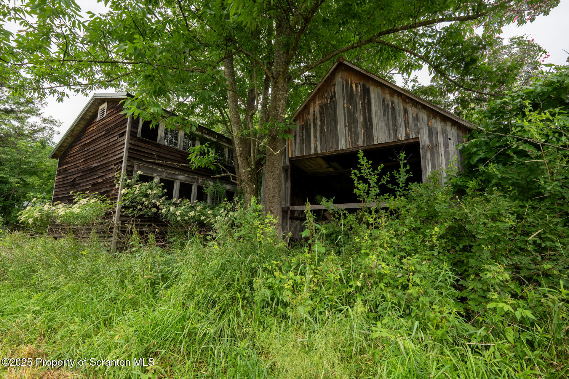1942 Hess Road