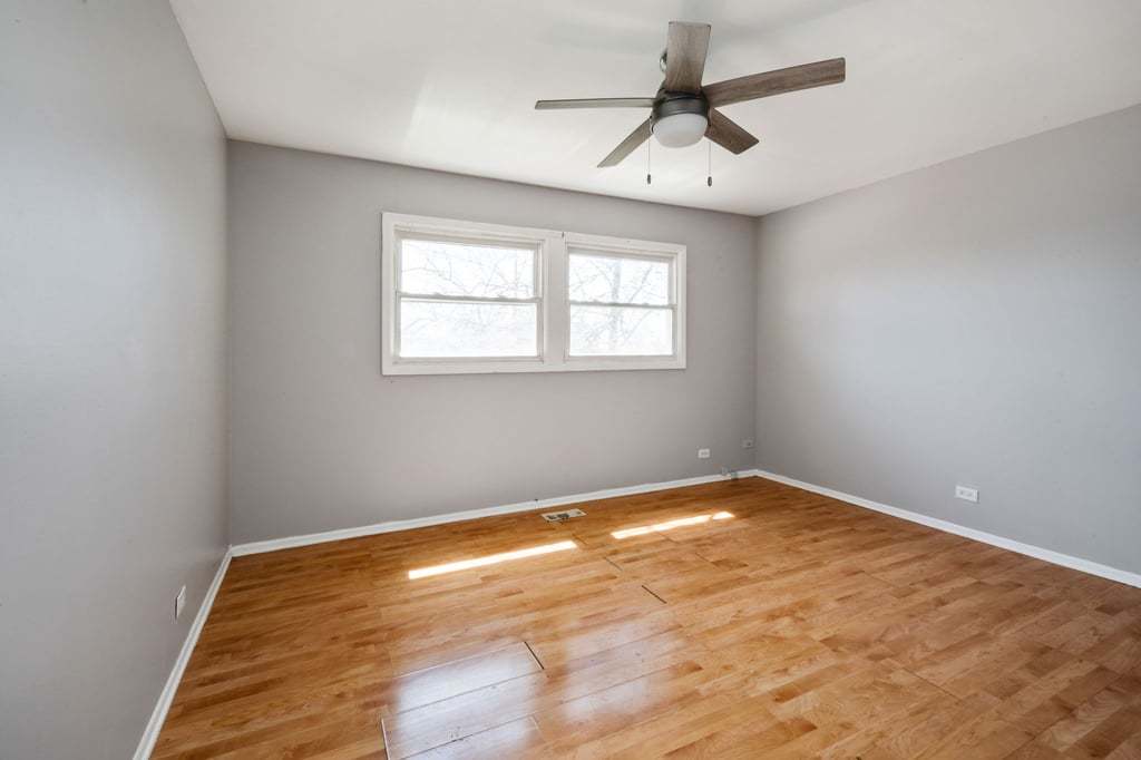 1121 Abbot Lane