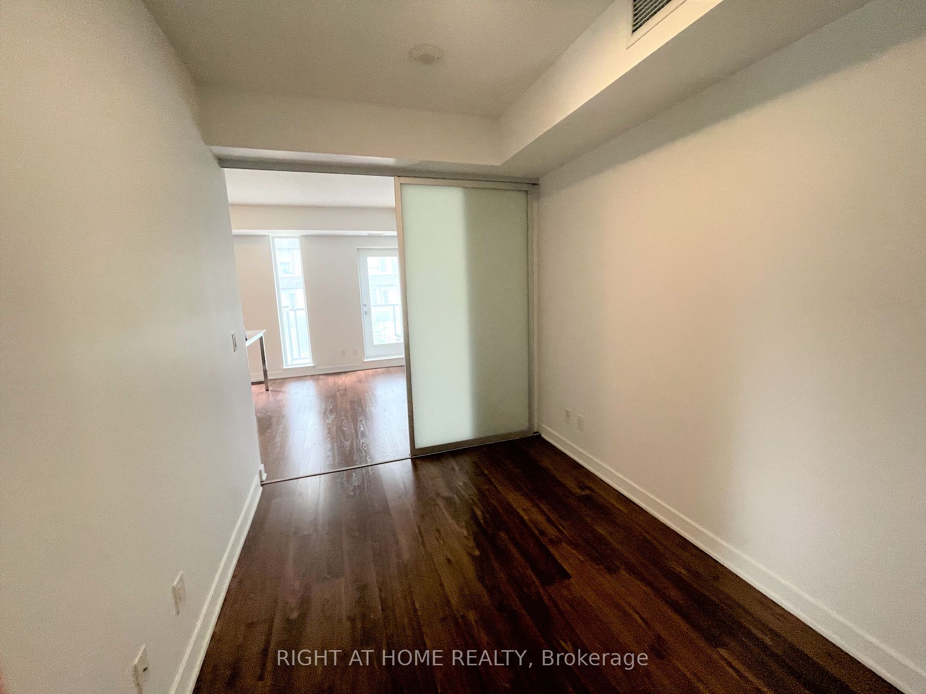 260 Sackville St 312