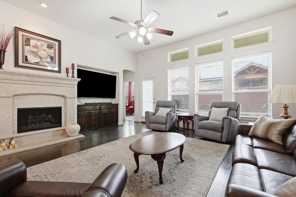 2713 Cole Castle Drive