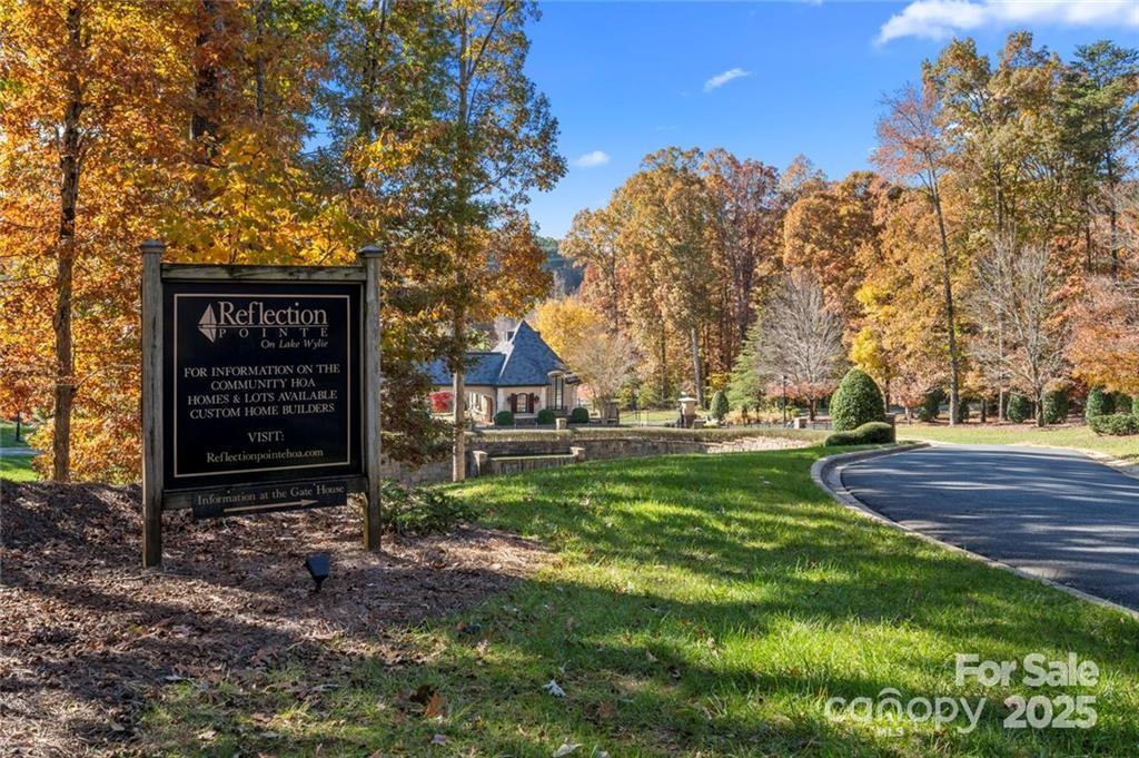 1029 Glade Spring Court