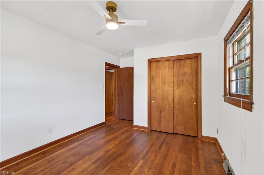 2 Larchmont Crescent