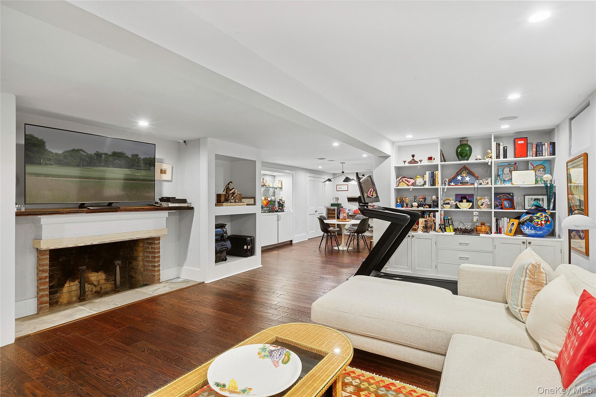 68 Three Mi Hbr Hog Crk Highway