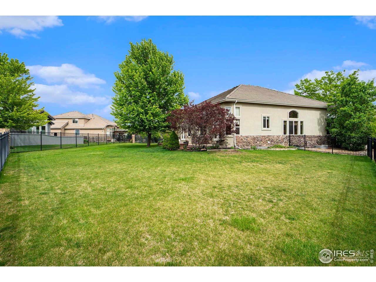 457 Harbor Ct