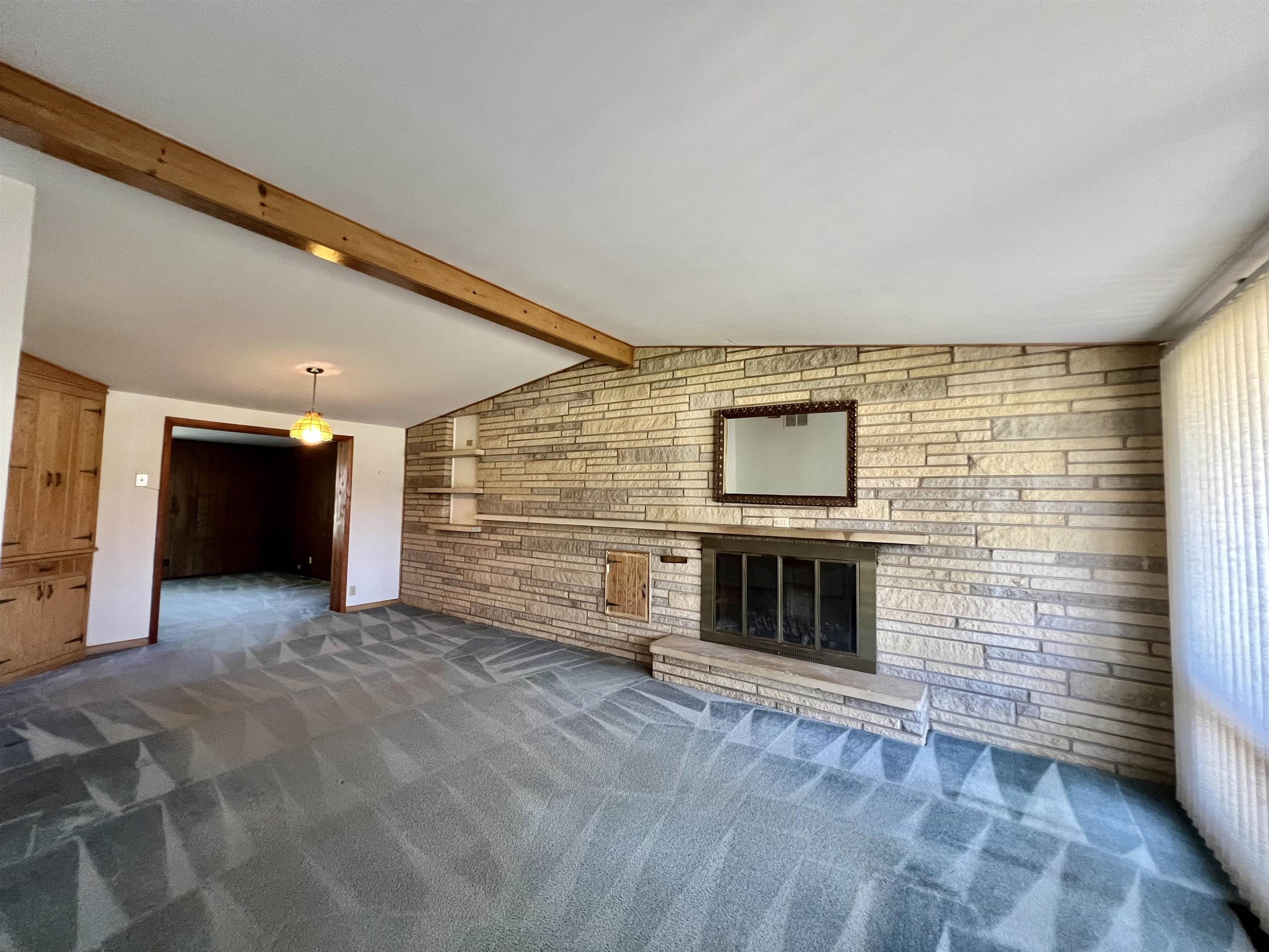 1105 N 7th
