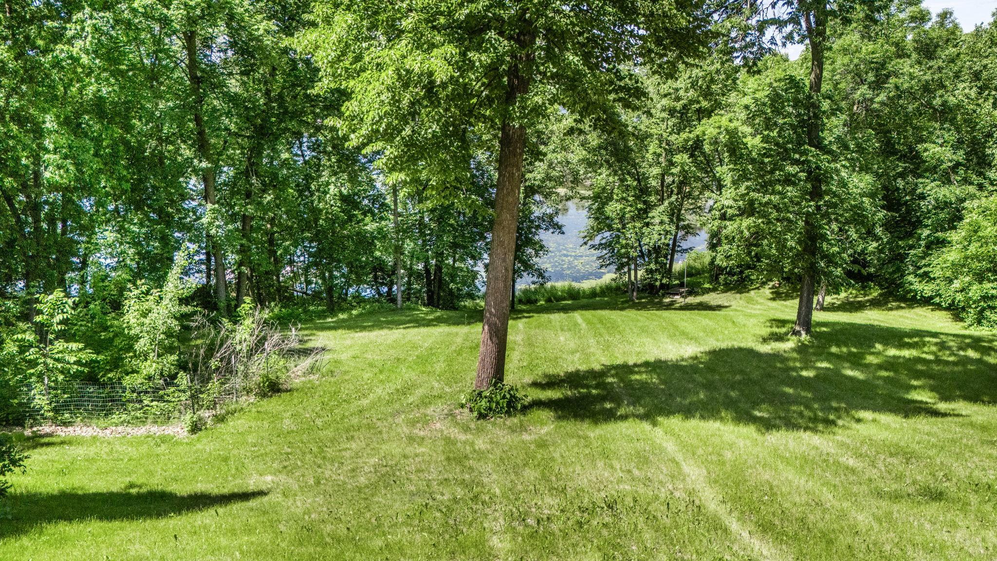 20368 Edgehill Circle