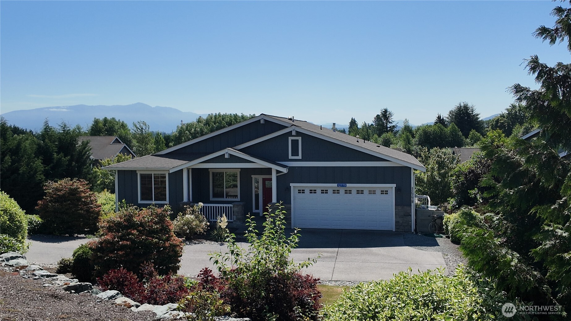 Bayview Ridge - Frazier Heights...4 bdrm, 3276 sq ft, 2 3/4 bath, office, rec room, media room & extra storage rooms.  Living room with gas fireplace, open to kitchen w/eating bar, dining area & vaulted ceilings.  Primary suite w/dbl vanity, shower, walk-in closet, extra storage.  Main floor provides 3 bdrms, office, laundry & lower floor 1 bdrm, full bathroom, rec room w/access to back patio, media room & extra storage rooms.  Lovely neighborhood with cul-de-sac, convenient to schools, town & I-5.  Two car garage & lots of parking around the home.