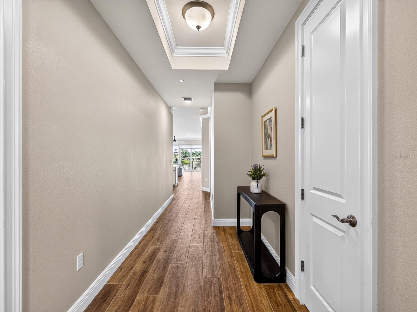 501 Tamiami Trail N 201