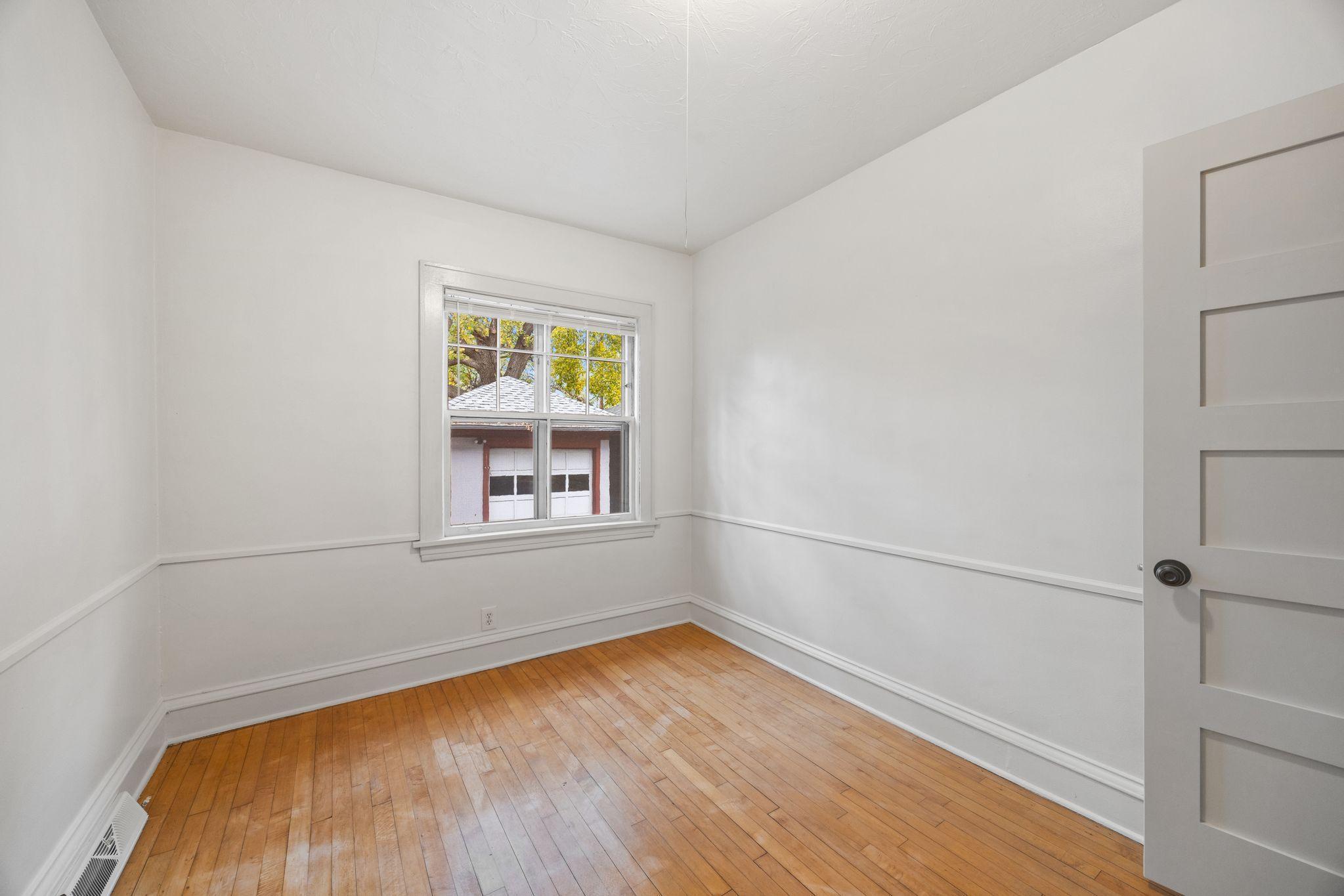 210 Warwick Street SE